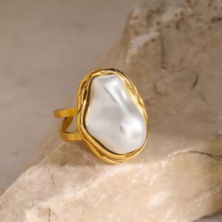Driftwood & Pearl Ring