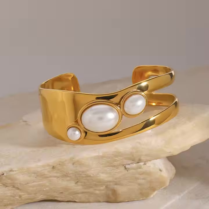 Pearl Surf Cuff